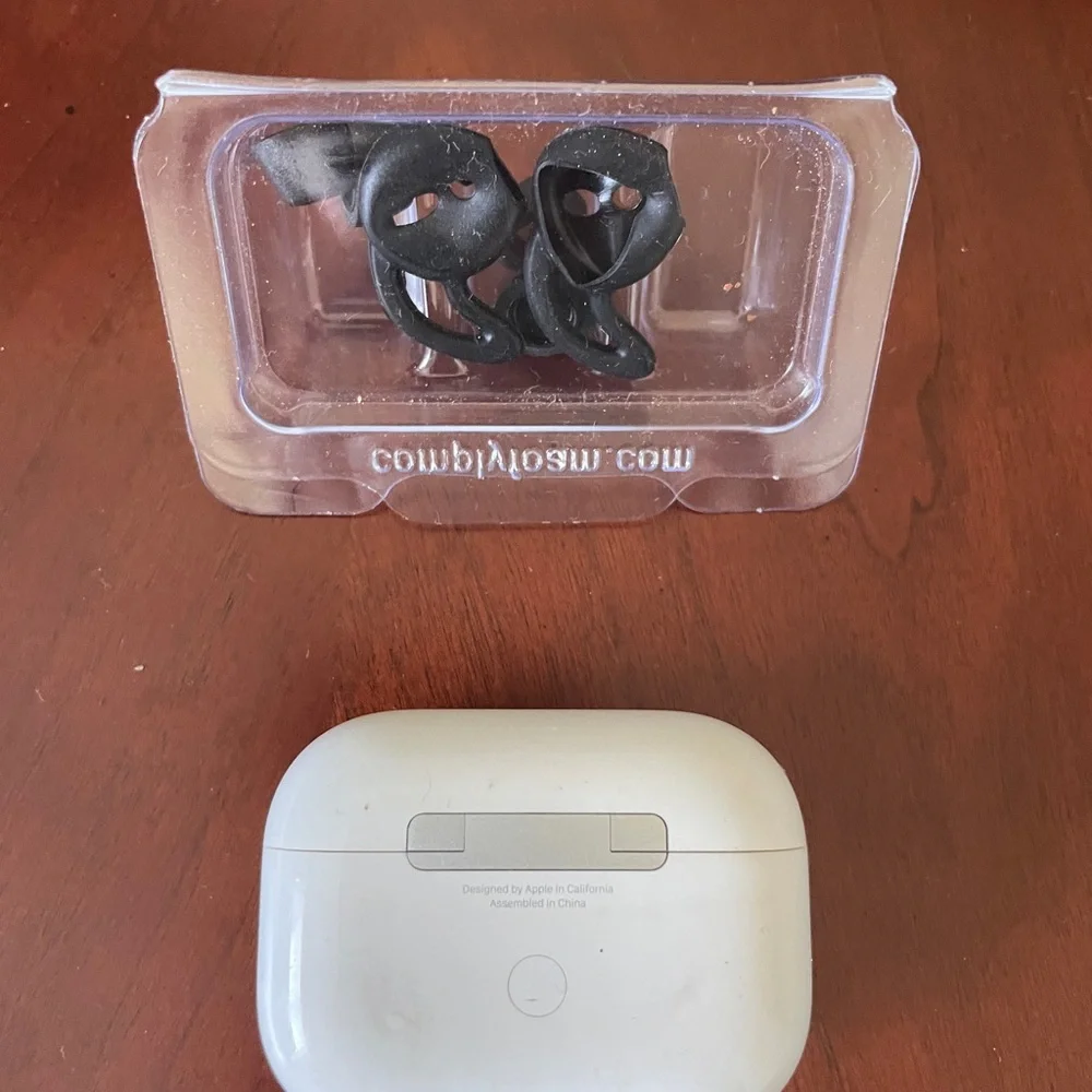 Apple AirPods Pro 1st Generation Charging Case only A190